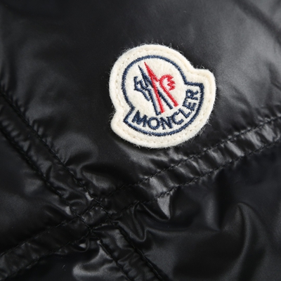 ハイクオリティダウンジャケット角部分ディテール